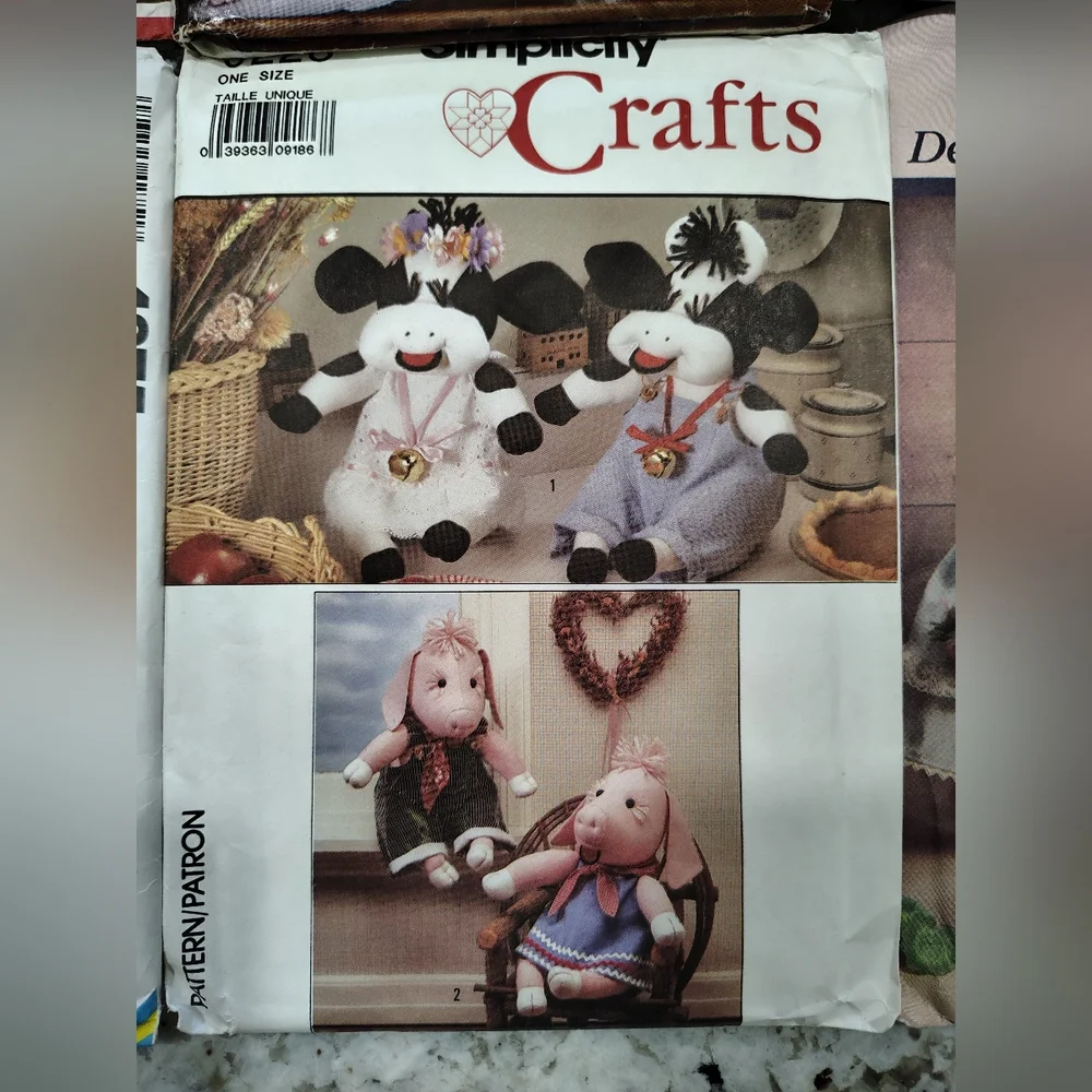 Vintage Craft Sewing Pattern Lot Cows, Bunnies‎ Dolls Quilt Butterick Simplicity